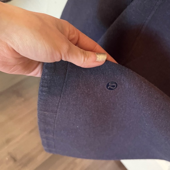 Lululemon jacket - Picture 3 of 7